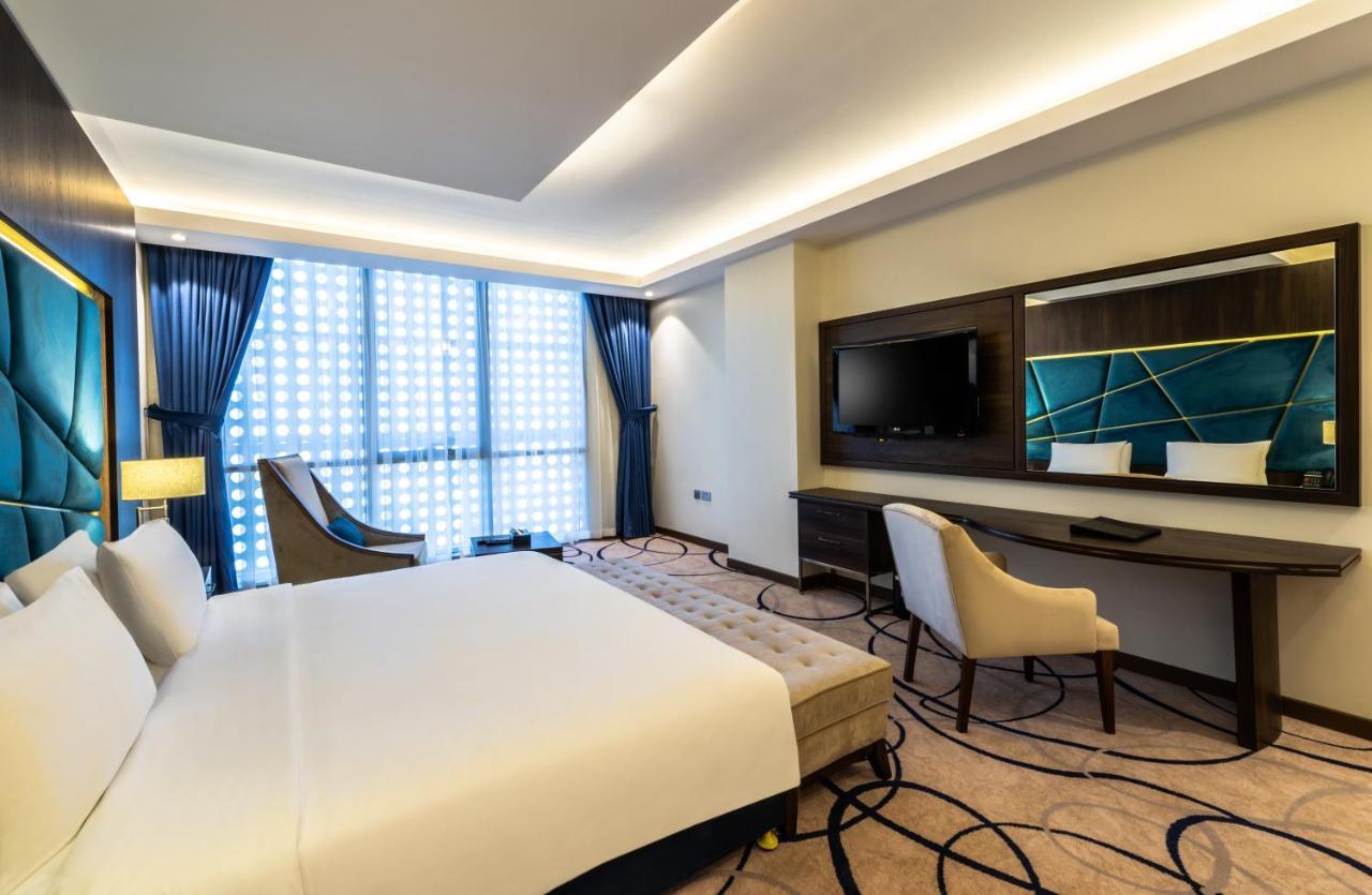 Warwick Riyadh Al Wezarat Экстерьер фото